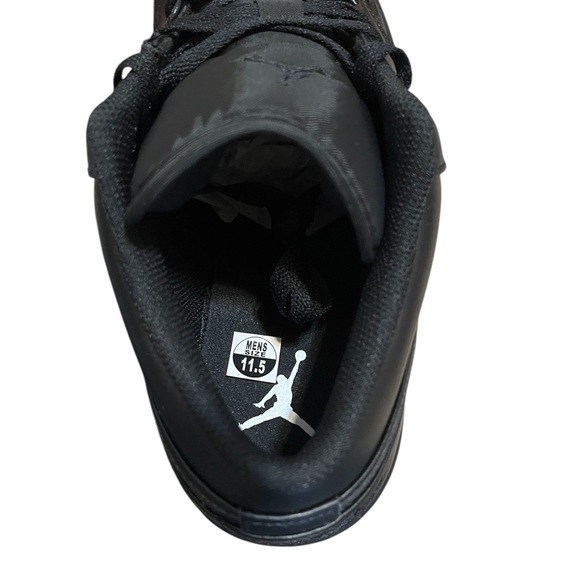 Nike Air Jordan 1 Low Triple Black Size 11.5 New
Men's Style 553558-093 - Picture 7 of 8